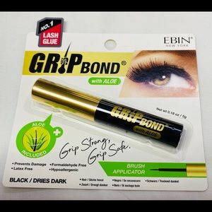 Grip Bond eyelash glue with aloe brush liner